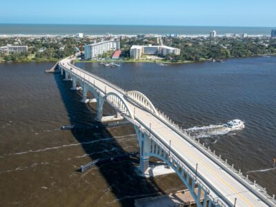 Veterans Memorial Bridge
