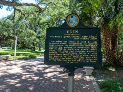 Eden Gardens sign