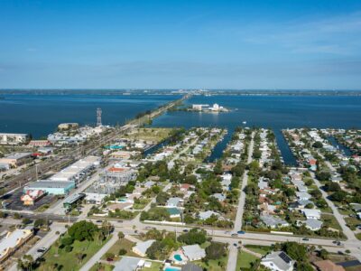 Overview of the town of Cocoa Beach